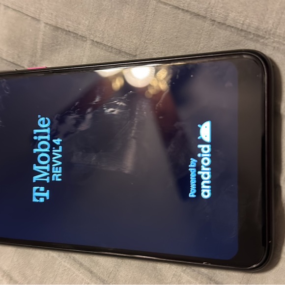 Brand new cellphone sticker peels off back.